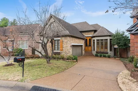 417 Prestwick Ct, Nashville, TN 37205