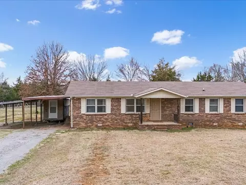 1121 Cranor Rd, Murfreesboro, TN 37130