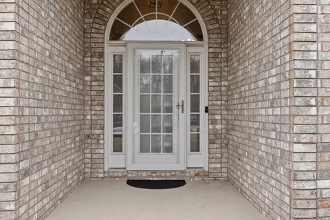 Entry Way - 208 Deerfield Dr, Springfield, TN 37172 photo 1 of 4