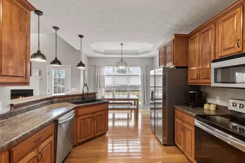 Kitchen - 208 Deerfield Dr, Springfield, TN 37172 photo 3 of 5