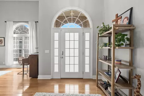 Entry Way - 208 Deerfield Dr, Springfield, TN 37172 photo 2 of 4