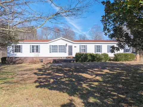 2797 Stafford Store Rd, Greenfield, TN 38230