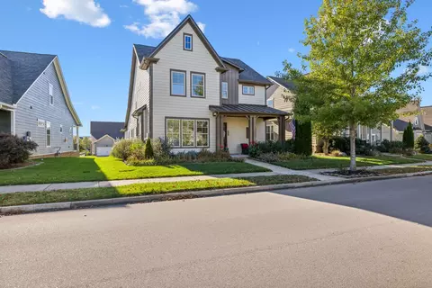2868 Americus Dr, Thompsons Station, TN 37179