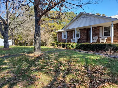 736 Old Highway 79, Dover, TN 37058