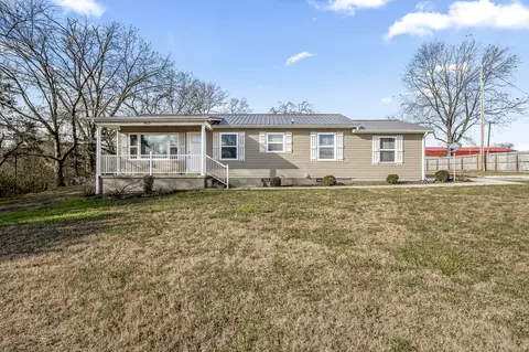 953 Mike Muncey Rd, Mcminnville, TN 37110