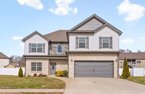 1024 Meadowview Ln, Clarksville, TN 37040
