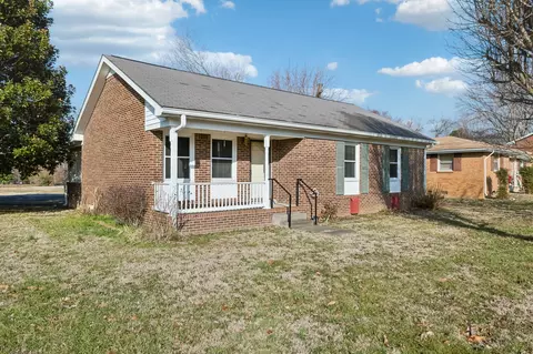 5201 New Chapel Rd, Springfield, TN 37172