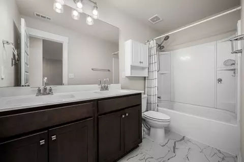 Bath - 2425 Murano Dr, Murfreesboro, TN 37128 photo 3 of 3