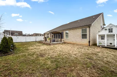 Exterior - 2425 Murano Dr, Murfreesboro, TN 37128 photo 13 of 16