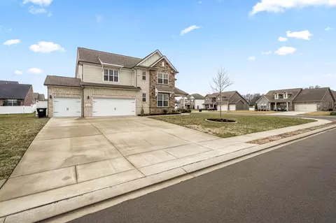 Exterior - 2425 Murano Dr, Murfreesboro, TN 37128 photo 7 of 16
