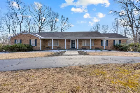 706 Sampley St, Monteagle, TN 37356