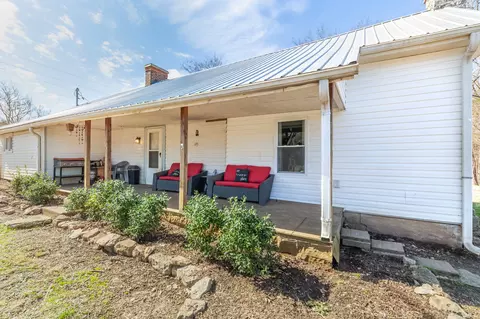 1257 Powell Ln, Lewisburg, TN 37091
