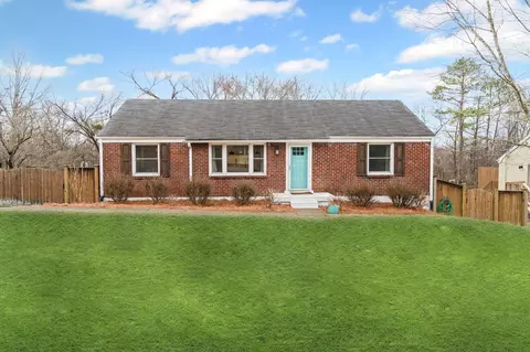 2420 Mcginnis Dr, Nashville, TN 37216