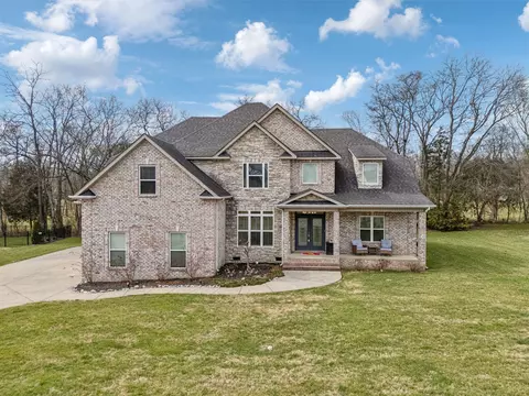 2049 Martins Bend Dr, La Vergne, TN 37086