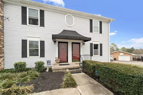 206 Edgewood Dr, Hendersonville, TN 37075