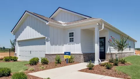 1046 Menge Ave, White House, TN 37188