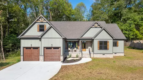 13007 Susan Ln, Soddy Daisy, TN 37379