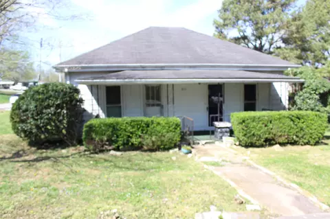 611 Hayes St, Springfield, TN 37172