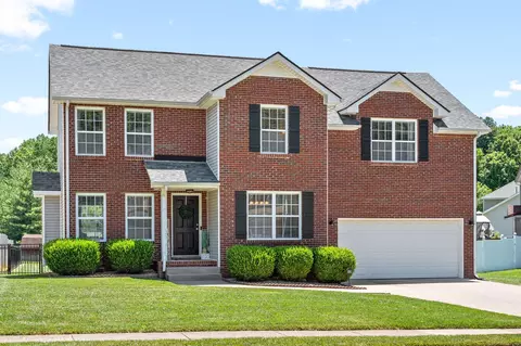 2783 Ridgepole Dr, Clarksville, TN 37040