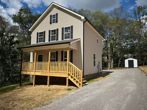 525 Les Gregory Loop, Hartsville, TN 37074