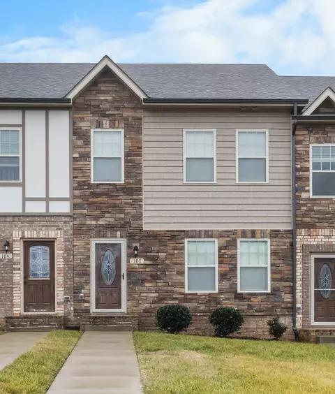 183 Dundee Dr, Clarksville, TN 37043