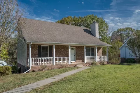 1438 Mcclardy Rd, Clarksville, TN 37042
