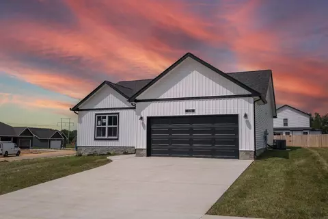 176 Donegal Dr, Clarksville, TN 37042