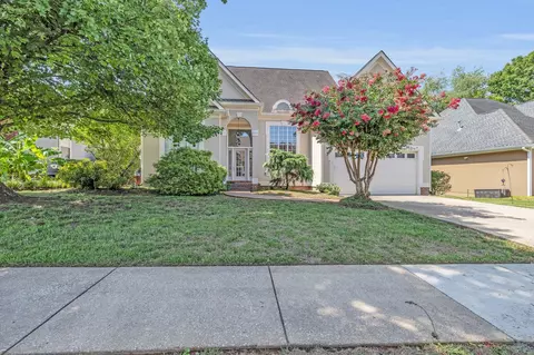 6826 Chiswick Dr, Chattanooga, TN 37421