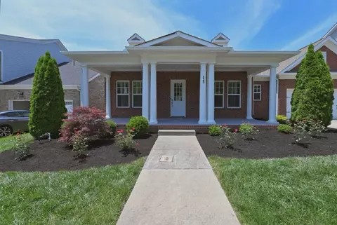 123 Ashington Cir, Hendersonville, TN 37075