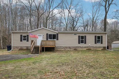 11418 Old Highway 52, Westmoreland, TN 37186