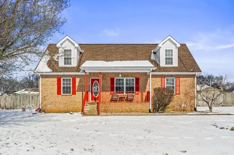 123 Cora St, Portland, TN 37148