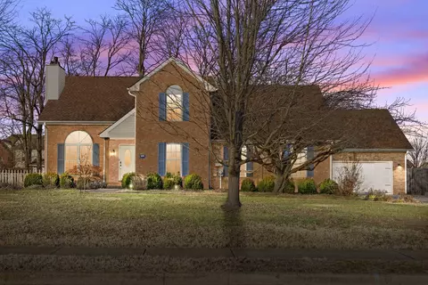 1401 Dr Meade Ln, Clarksville, TN 37042