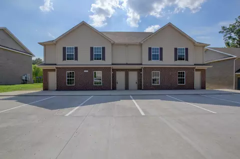 1222 Ash Ridge Dr, Clarksville, TN 37042