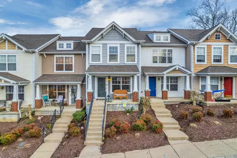 606 Flintlock Ct, Nashville, TN 37217