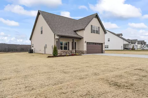 1054 Hickoryridge Dr, Murfreesboro, TN 37129
