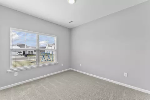 Bedroom - 1027 Hickoryridge Dr, Murfreesboro, TN 37129 photo 2 of 4