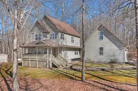 185 Appletreewick St, Sewanee, TN 37375