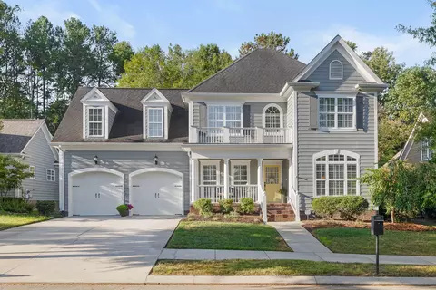 1042 Reunion Dr, Chattanooga, TN 37421