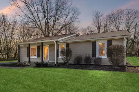 129 E William Dr, Portland, TN 37148