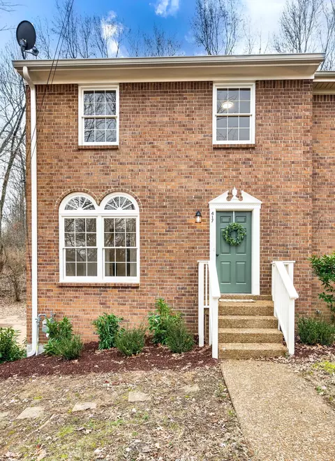 417 Woodsman Ct, Nashville, TN 37214