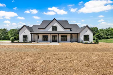 4275 St Paul Rd, Woodlawn, TN 37191