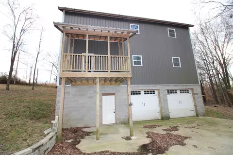 2227 Black Rd, Prospect, TN 38477
