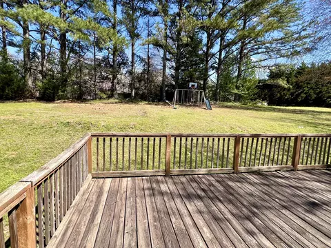 Exterior - 518 Littrell Rd, Loretto, TN 38469 photo 6 of 13