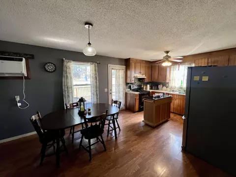 Dining - 518 Littrell Rd, Loretto, TN 38469 photo 2 of 4