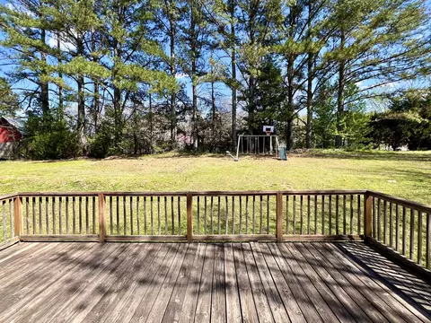 Exterior - 518 Littrell Rd, Loretto, TN 38469 photo 5 of 13