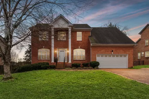 1039 Willoughby Station Blvd, Mount Juliet, TN 37122