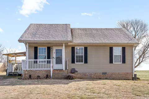 1804 Carneal Ln, Oak Grove, KY 42262