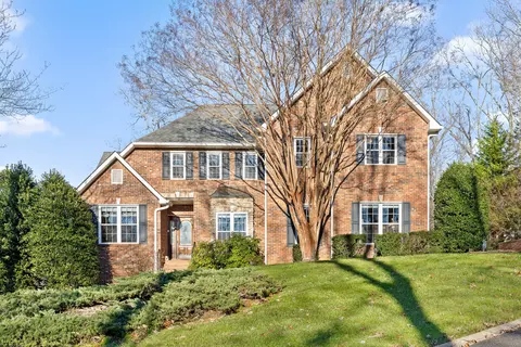 2108 Valleydale Ln, Signal Mountain, TN 37377