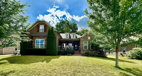 1391 Round Hill Ln, Spring Hill, TN 37174