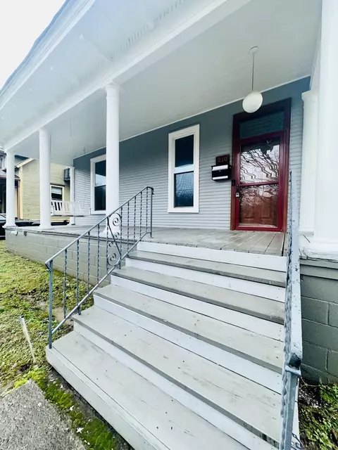 210 Chapel Ave, Nashville, TN 37206